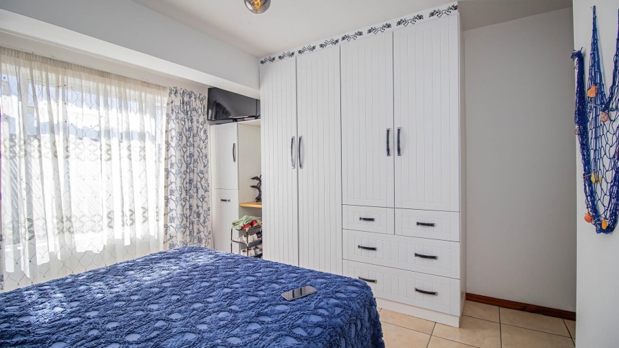 2 Bedroom Property for Sale in Mossel Bay Central Western Cape